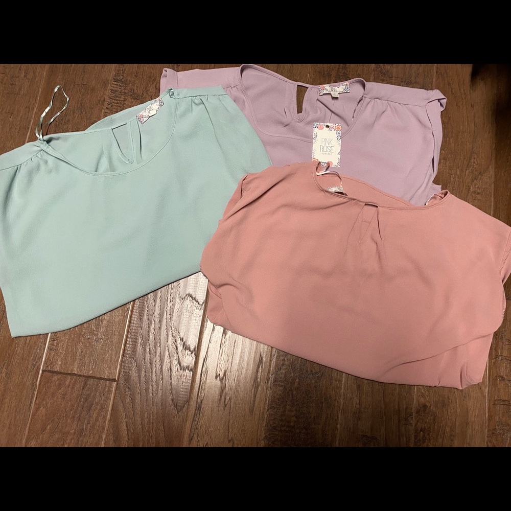 Women’s tops size Large